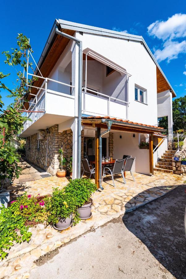 Apartment Maia Lena For Family Jasenice  Exterior photo
